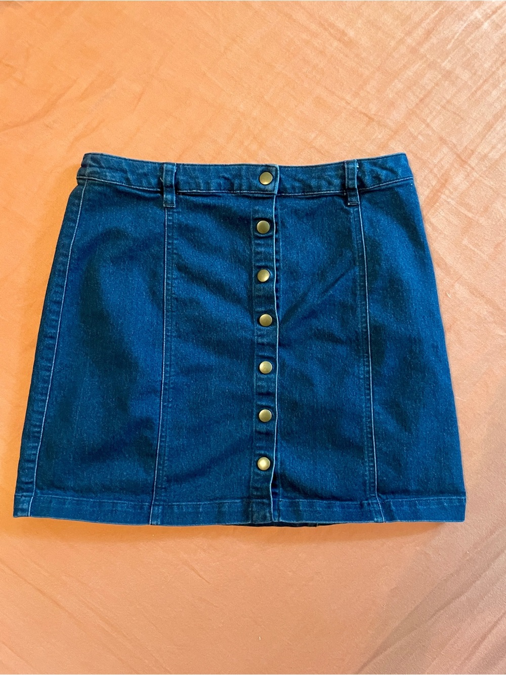 Forever 21 Dark Blue Denim Mini Skirt | Size S | Gold Faux-Button Snaps